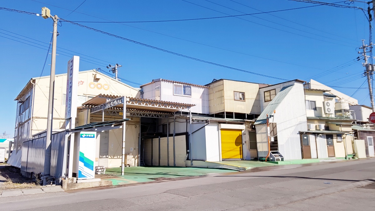 須坂工場の外観